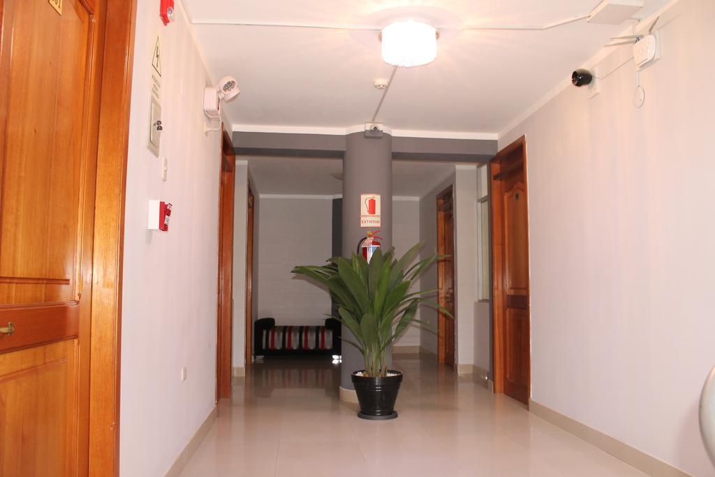 Hotel Venecia Huánuco エクステリア 写真
