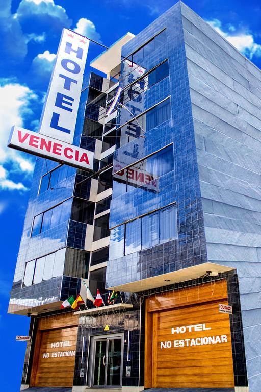 Hotel Venecia Huánuco エクステリア 写真