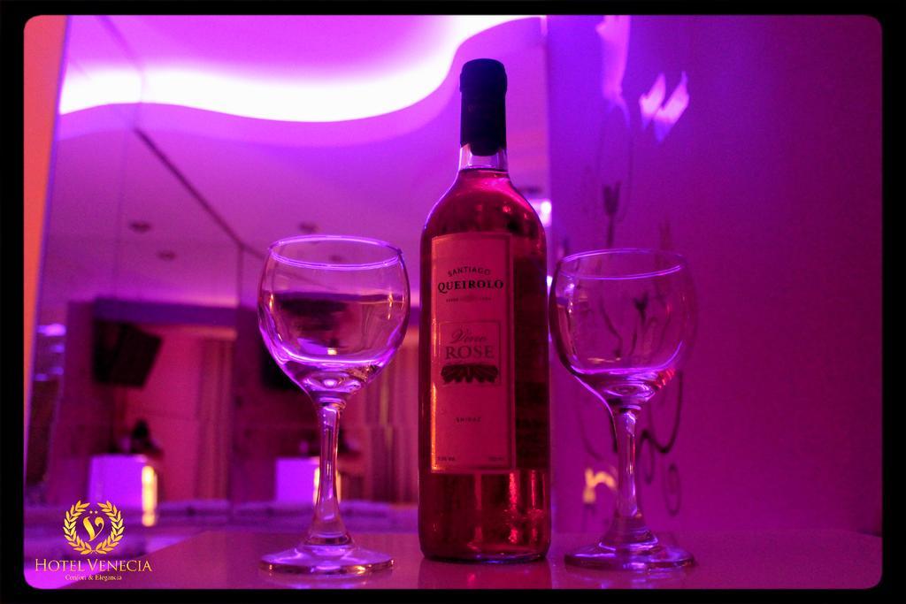 Hotel Venecia Huánuco エクステリア 写真