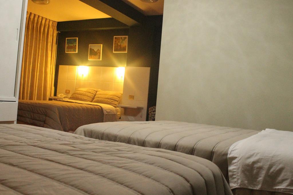 Hotel Venecia Huánuco エクステリア 写真