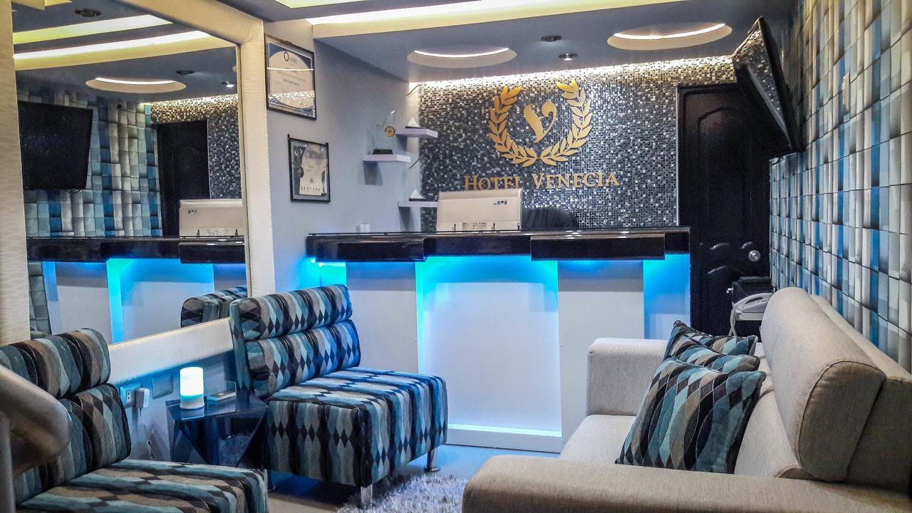 Hotel Venecia Huánuco エクステリア 写真